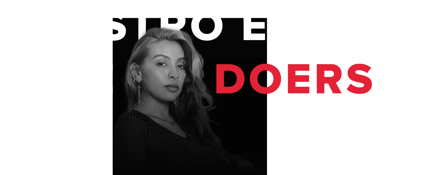 Somos Doers creativos de GUIDOULLOA trabajando en estrategias de comunicación